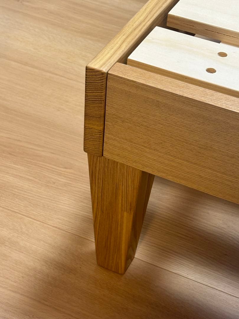 最終値下げ　1月15日まで出品 recenoクイーンサイズ ベッドフレーム