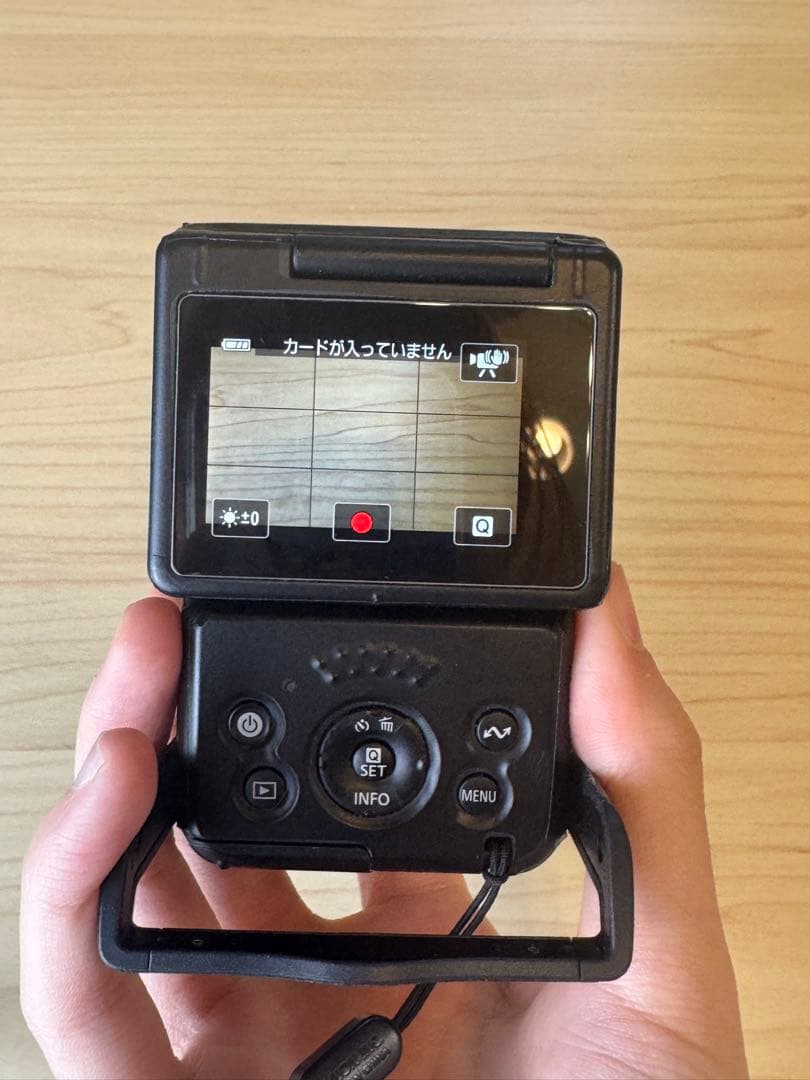 デジタルカメラ Canon PowerShot V10