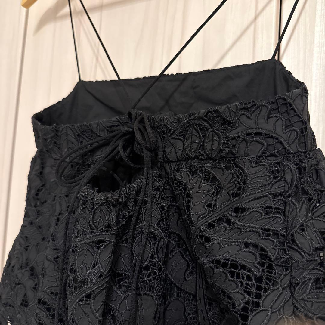 【SOULEIADO 】コットンエンブロイダリーキャミソール(トゥモローランド)