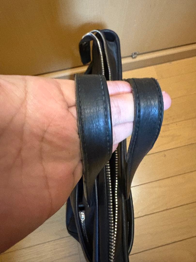 ⭐️最終お値下げしました⭐️PRADA⭐️ 黒 レザー ビジネストートバッグ　三角ロゴ