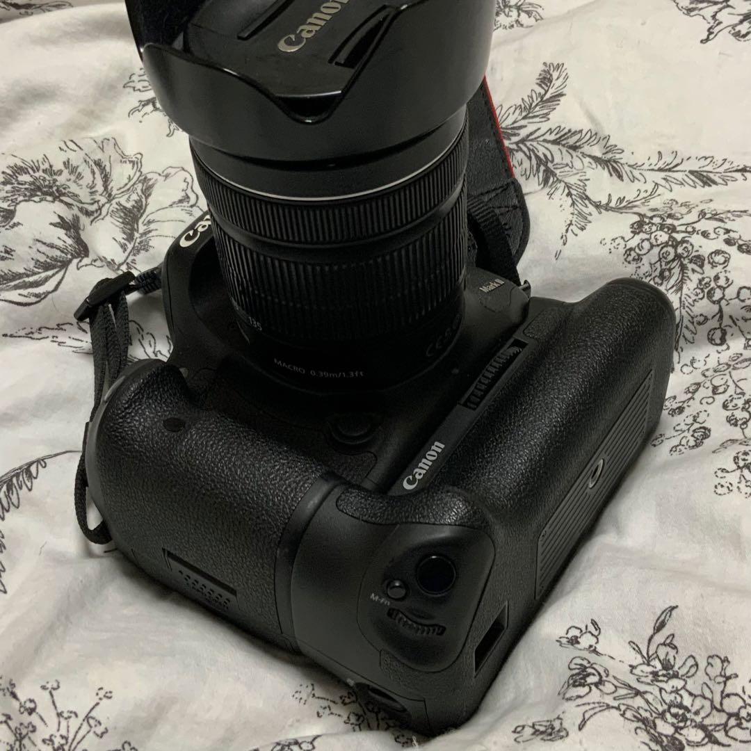 Canon EOS 7D Mark II バッテリグリップ付