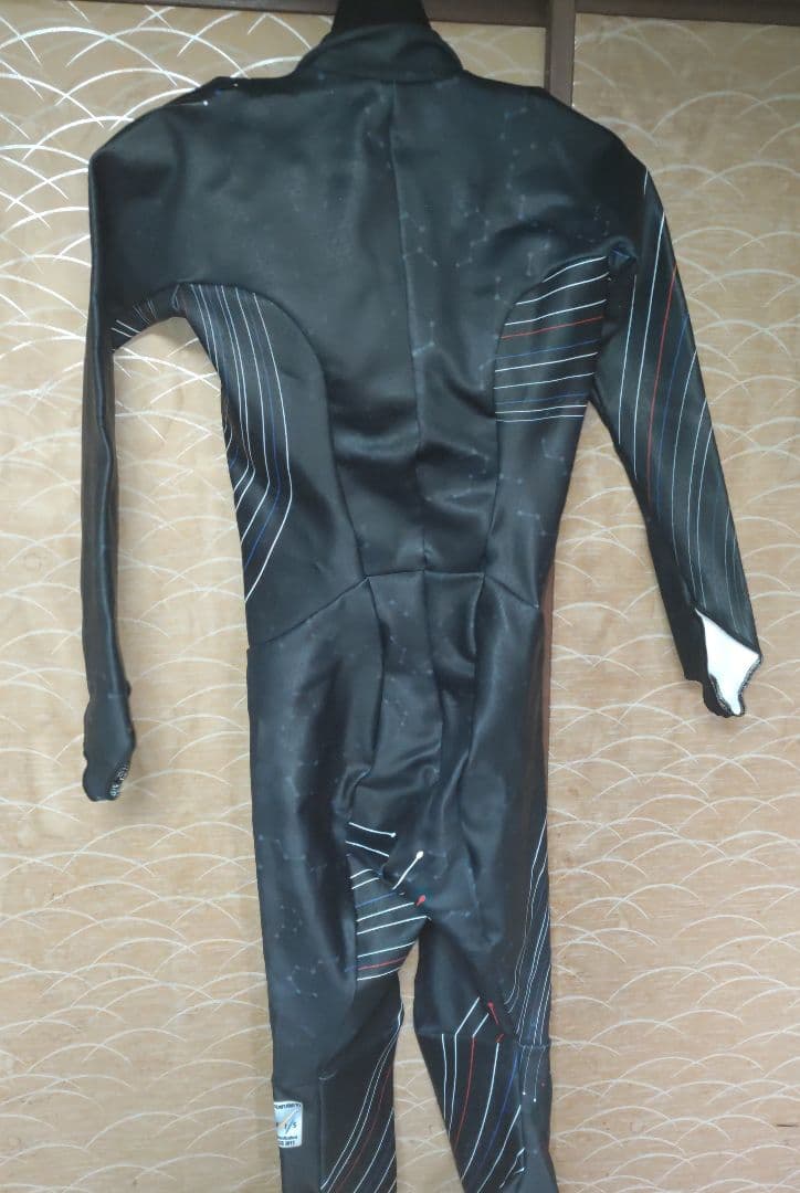 b 新品タグ付き ONYONE オンヨネ FIS 対応ワンピース