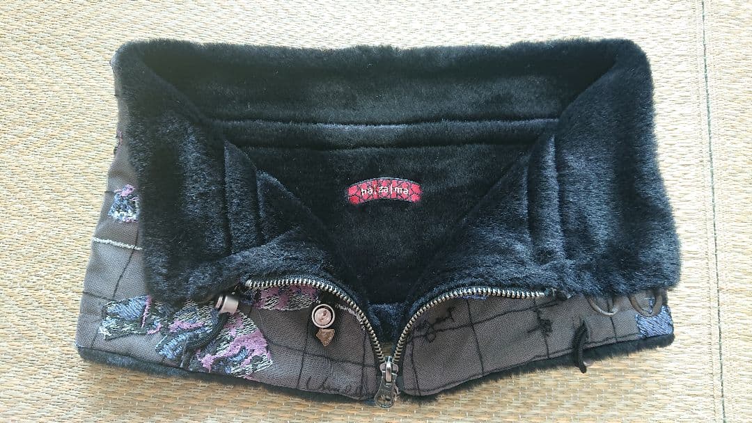 ha|za|ma 無知へと達するレーススヌード black