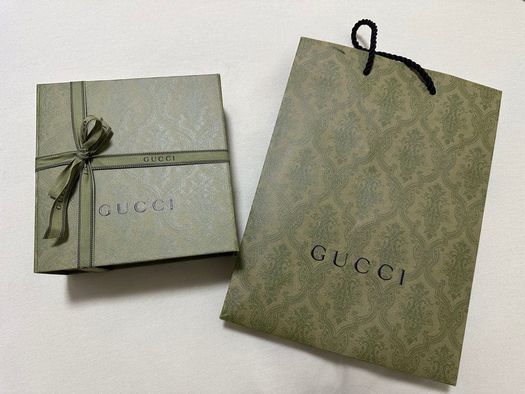 GUCCI ベージュ ロンパース