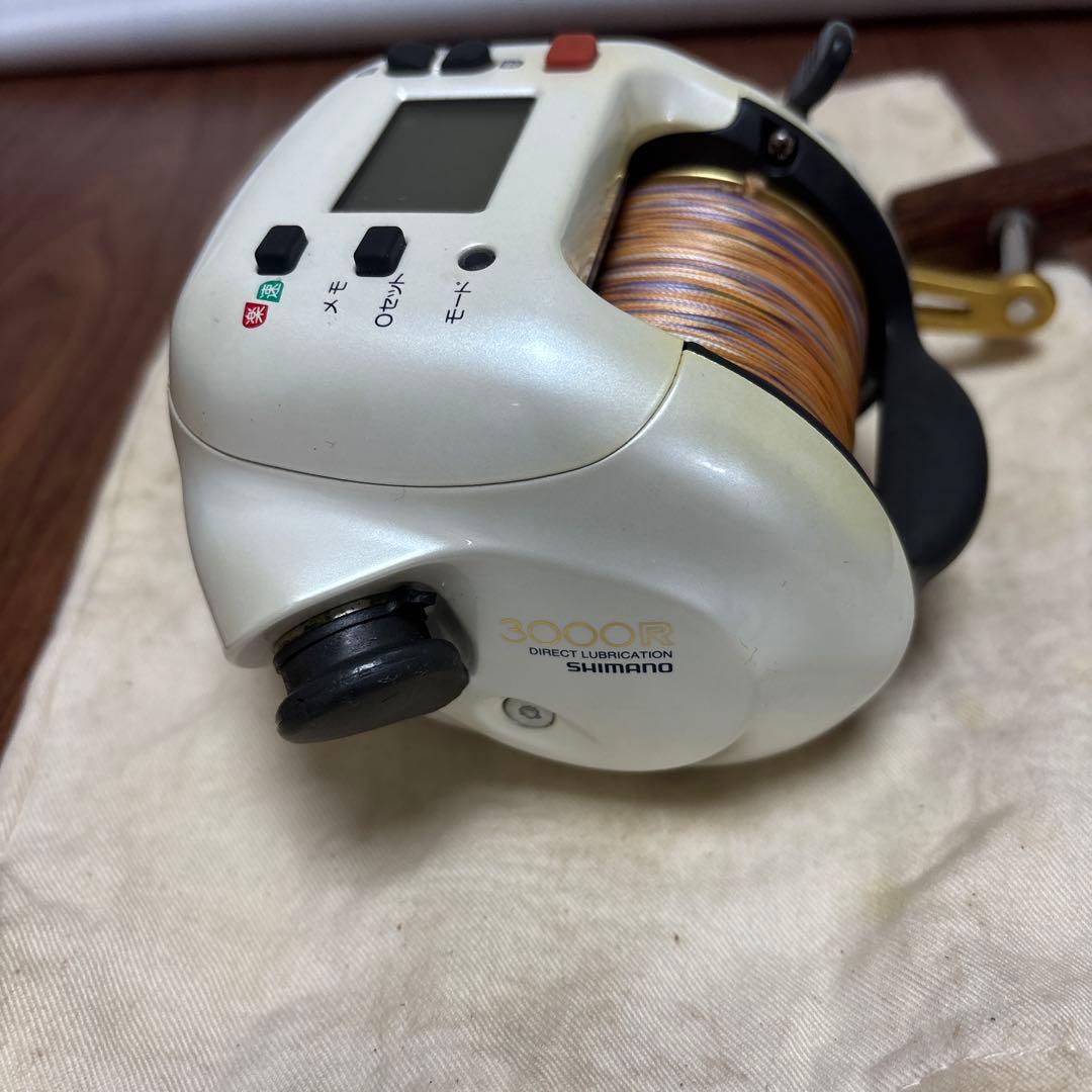 リール SHIMANO 3000R