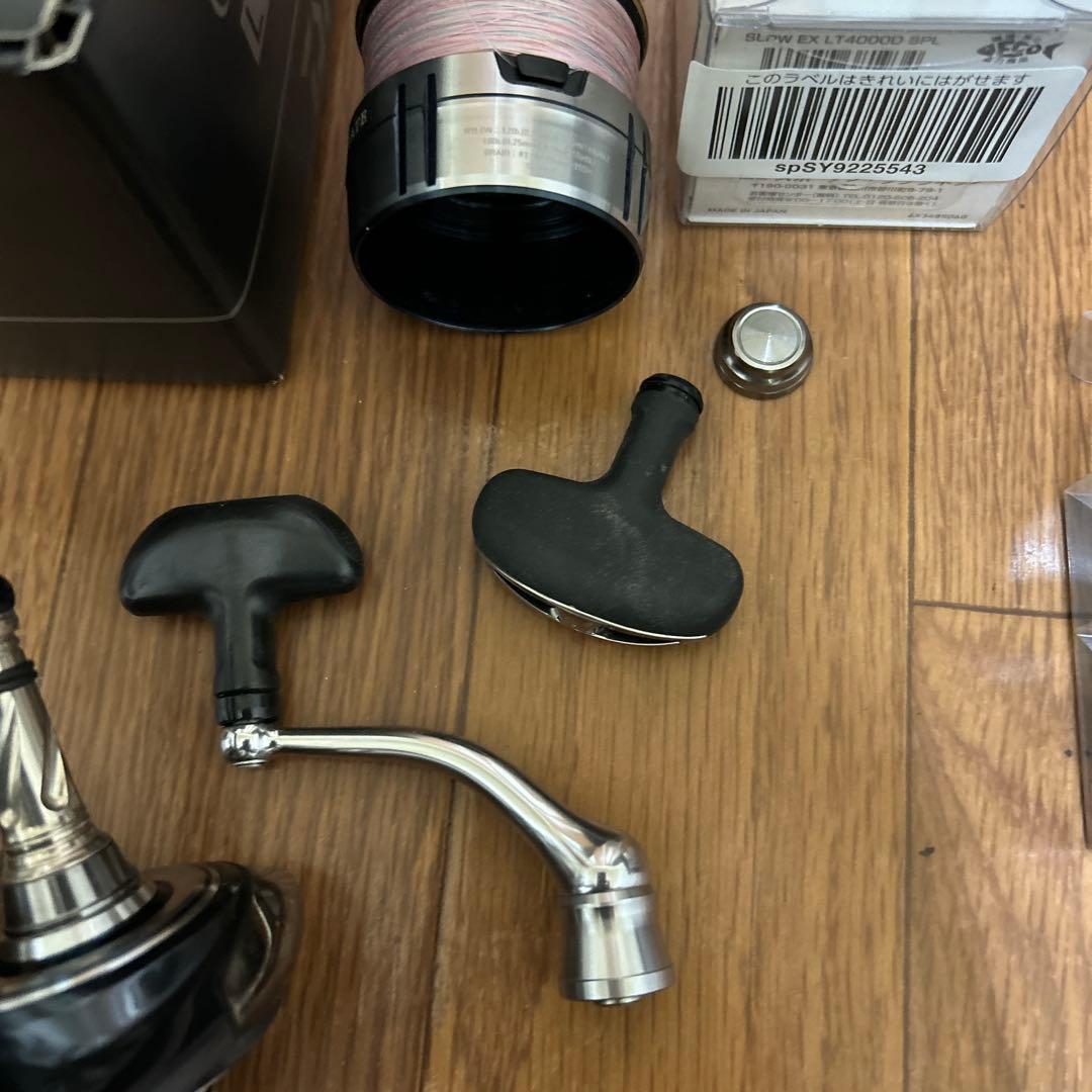 セルテート　LT 4000-C スピニングリール　リブレ　RCSスプールつき