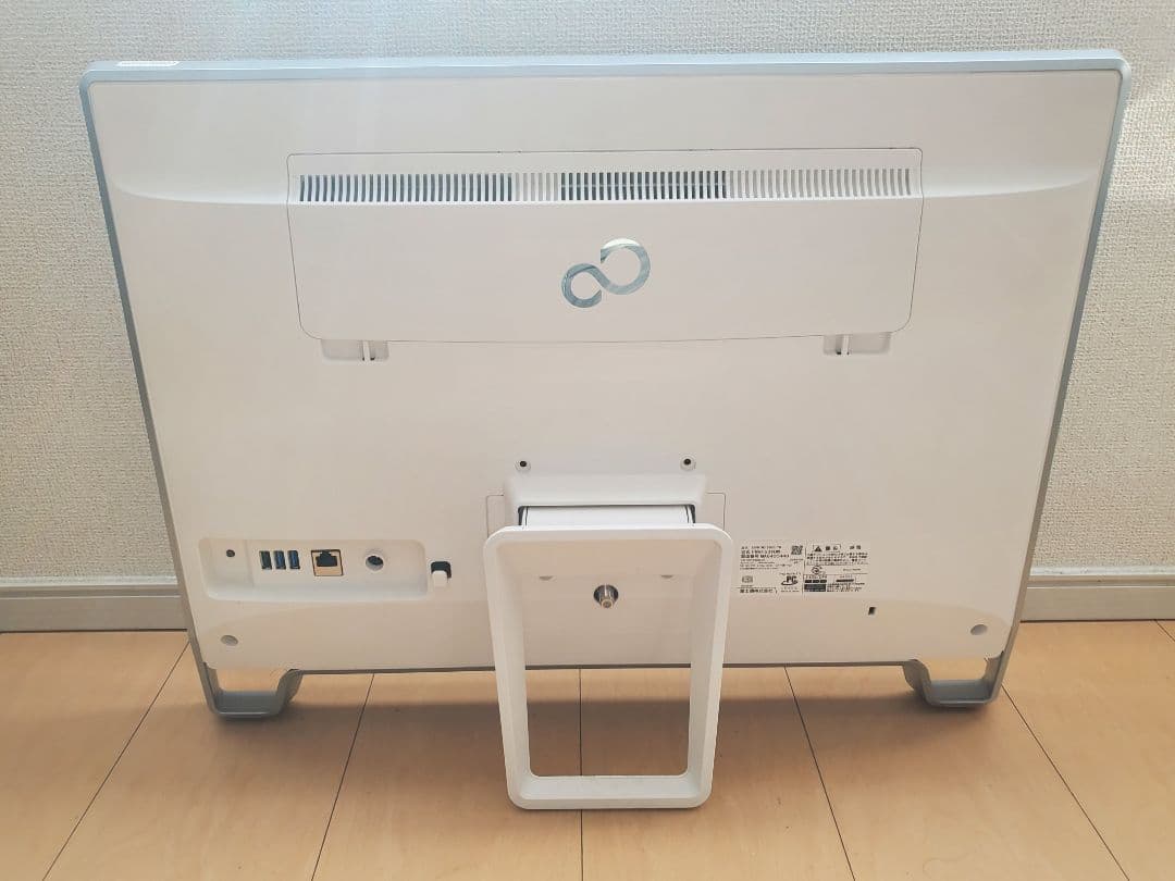 FMV FHシリーズ/i7-6700T/SSD512GB/16GB/DVD-S