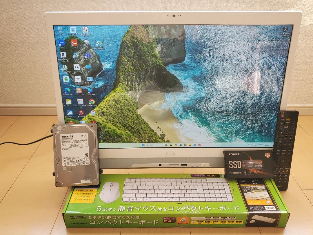 FMV FHシリーズ/i7-6700T/SSD512GB/16GB/DVD-S