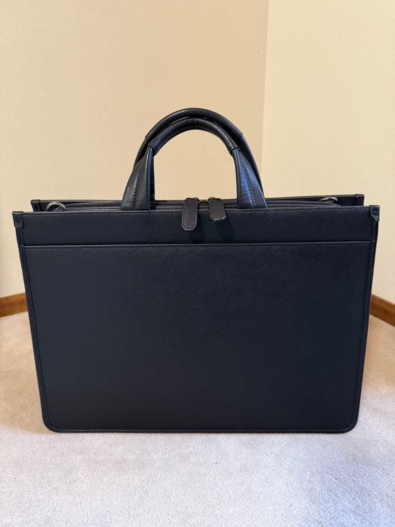 TAKEO KIKUCHI ブラック ビジネスバッグ