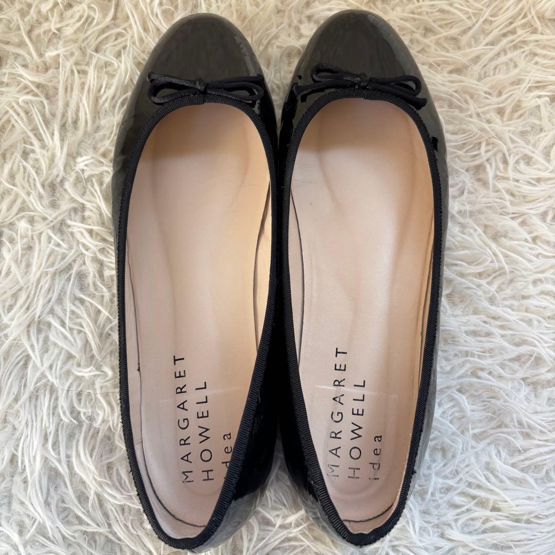 ✨マーガレットハウエル　パンプス バレエシューズ ブラック　エナメル　25.5