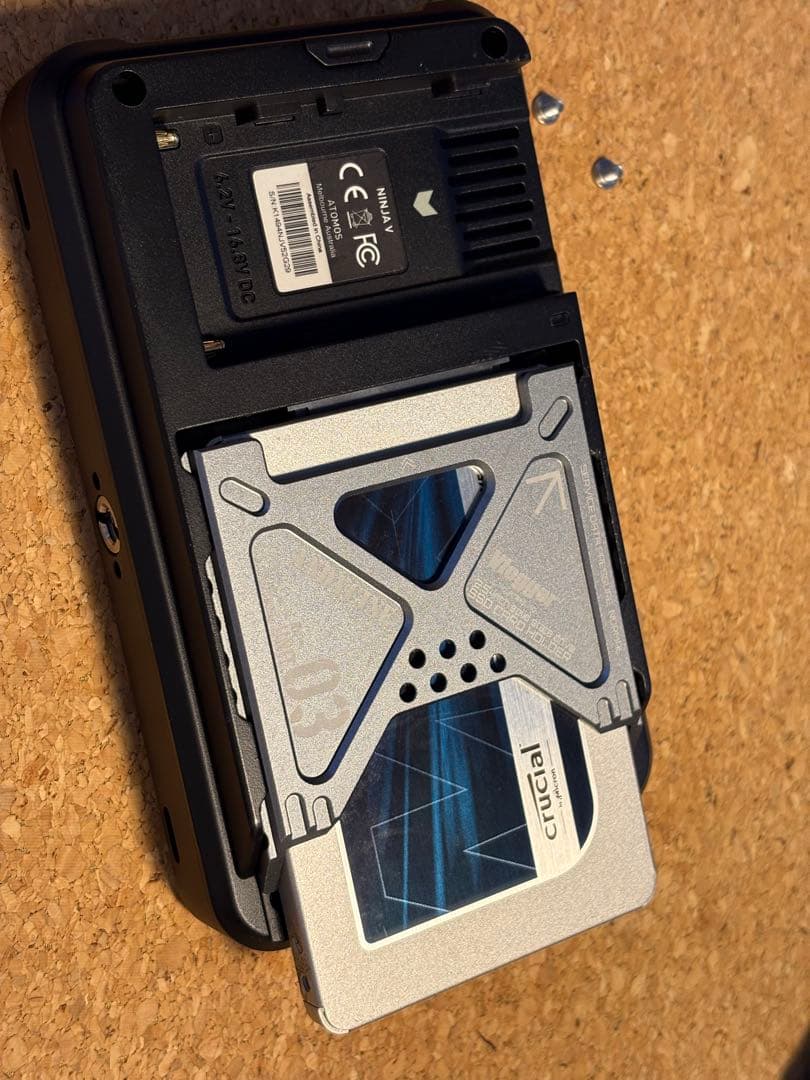 ATOMOS Ninja V 5.2インチ モニター/レコーダー　セット