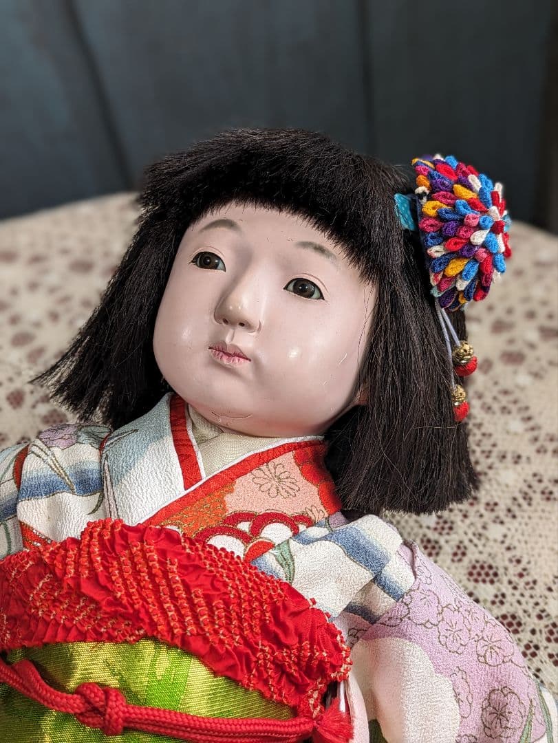 市松人形　銘有り春水 42cm位 難あり顔にライン状の極細いひび割れ　昭和初期