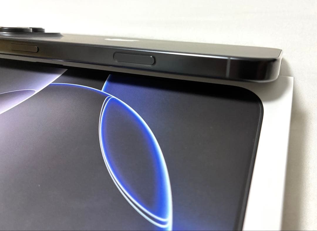 SIMフリー　iPhone16 ProMAX 256GB ブラックチタニウム