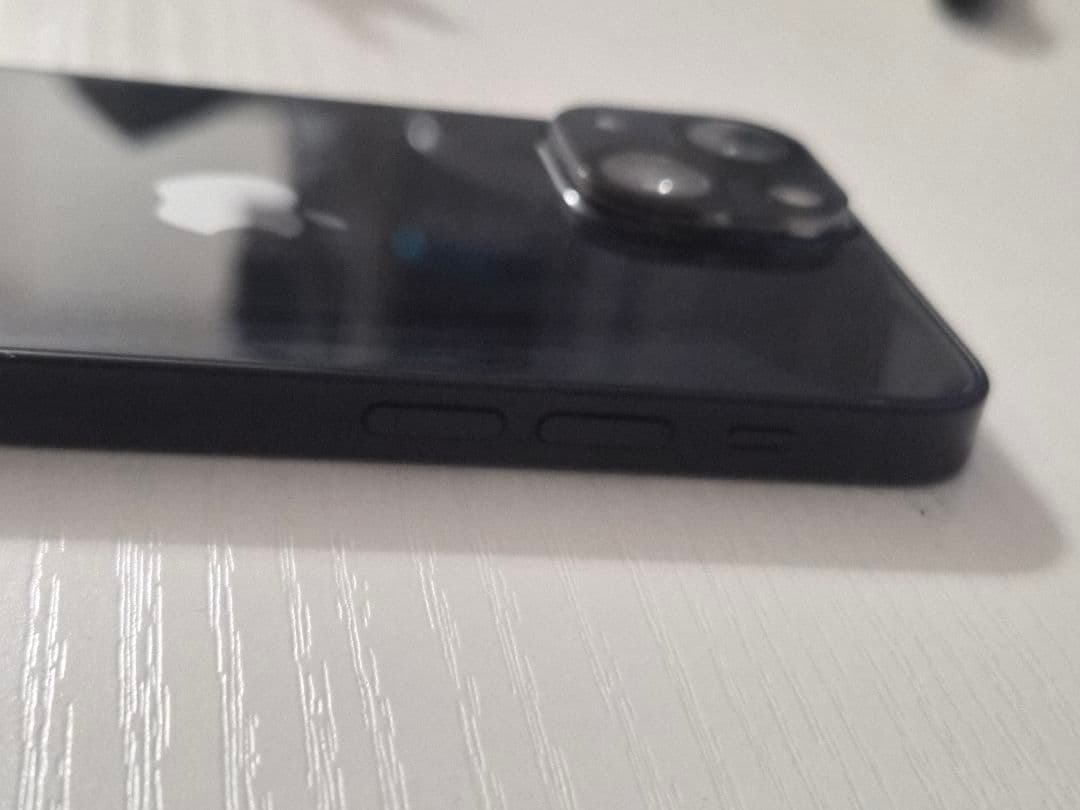 iPhone13mini 本体 黒色ケース、未使用ガラスフィルム付