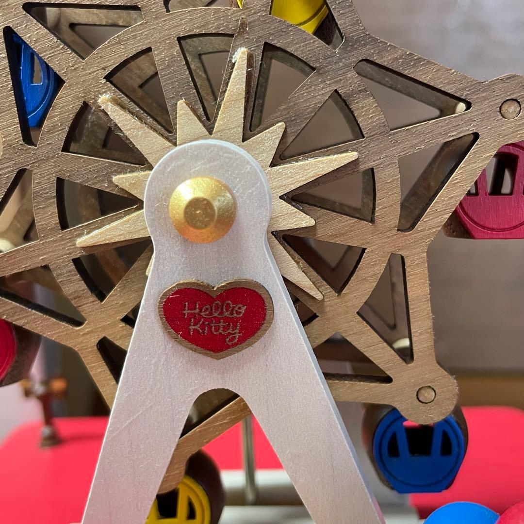 【廃盤　希少】2015年製　ジオラマ　ハローキティ 観覧車 木製オルゴール 箱付