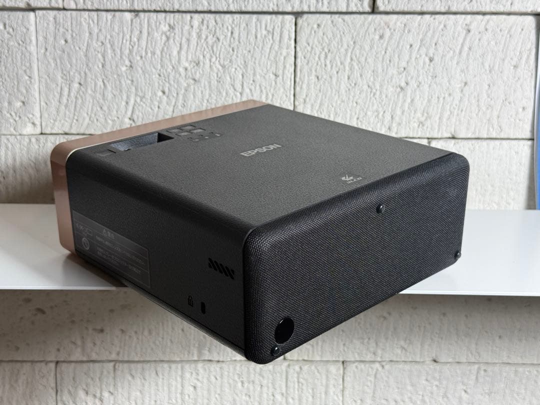 エプソン ホームプロジェクター dreamio ブラック EF-100BATV