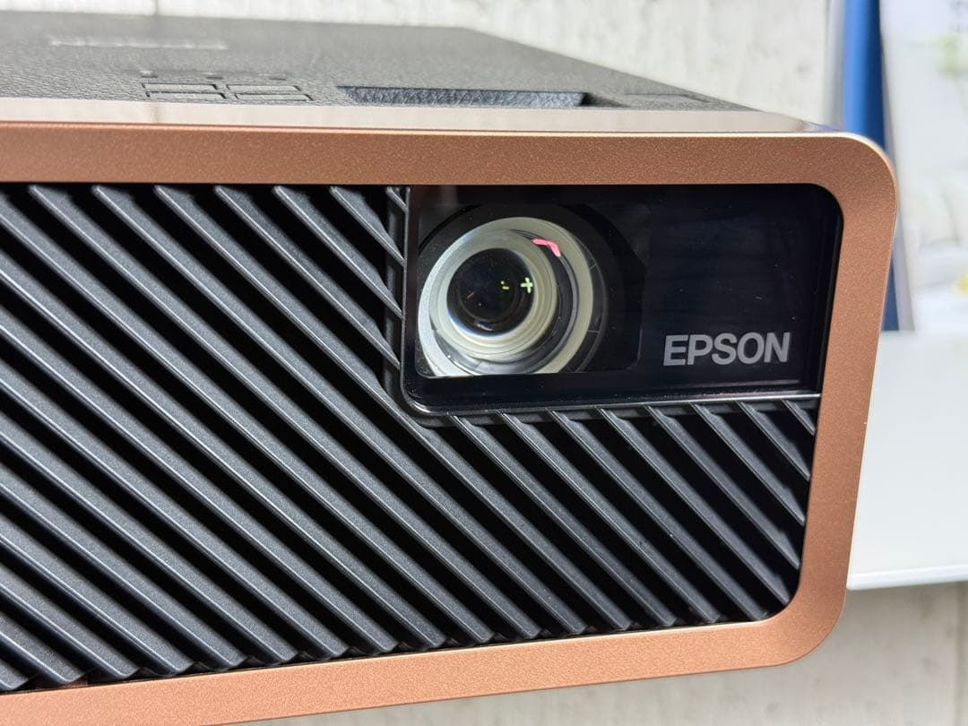 エプソン ホームプロジェクター dreamio ブラック EF-100BATV