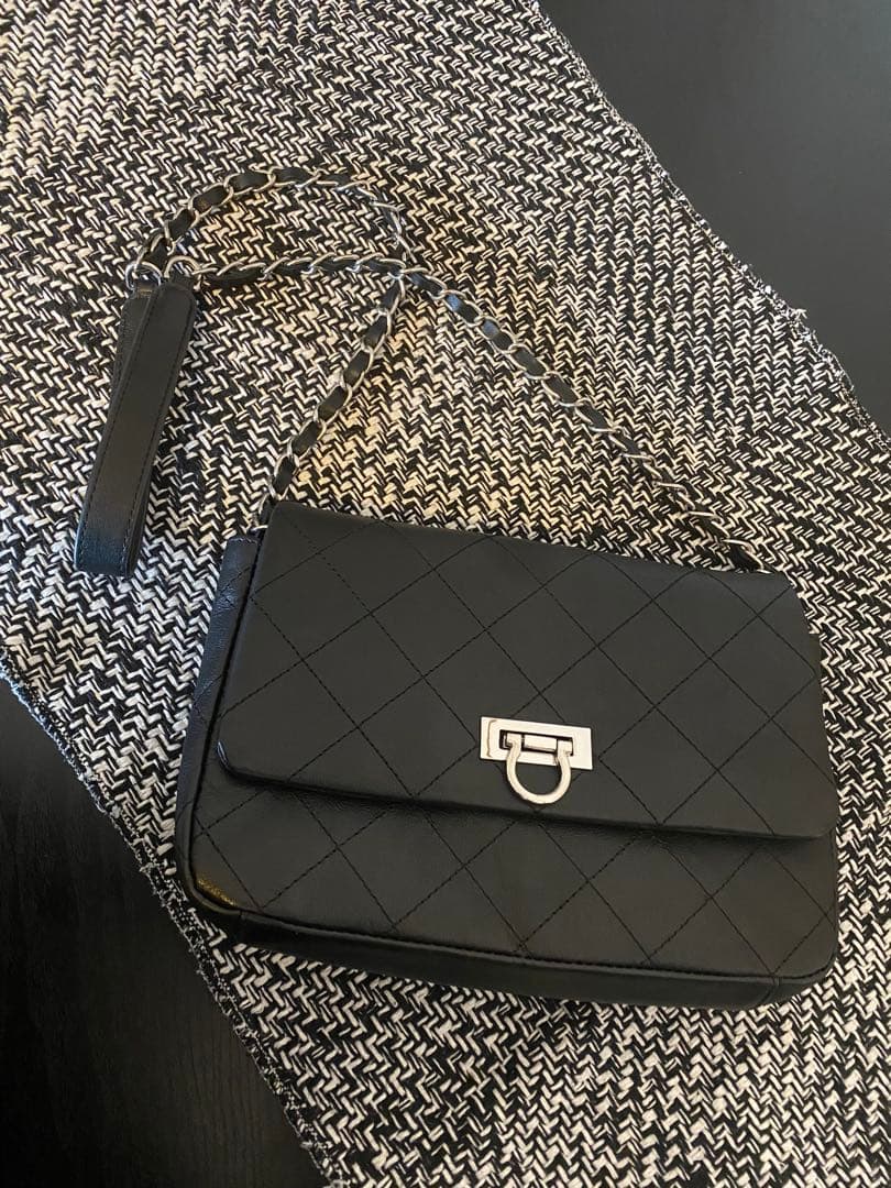 本革チェーンショルダーバッグ・シルバーカラー・改良版バルドーネ M HAYNI