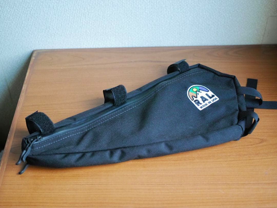 生産終了品 RAL フレームバッグ EM LOADER 黒 ブルーラグ