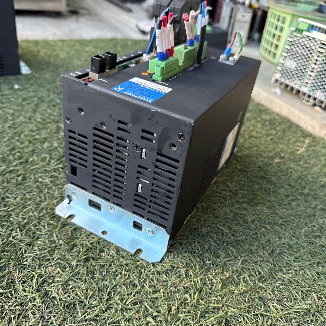 SANYO DENKI AC サーボ アンプ RS1A05AV04E0MB10