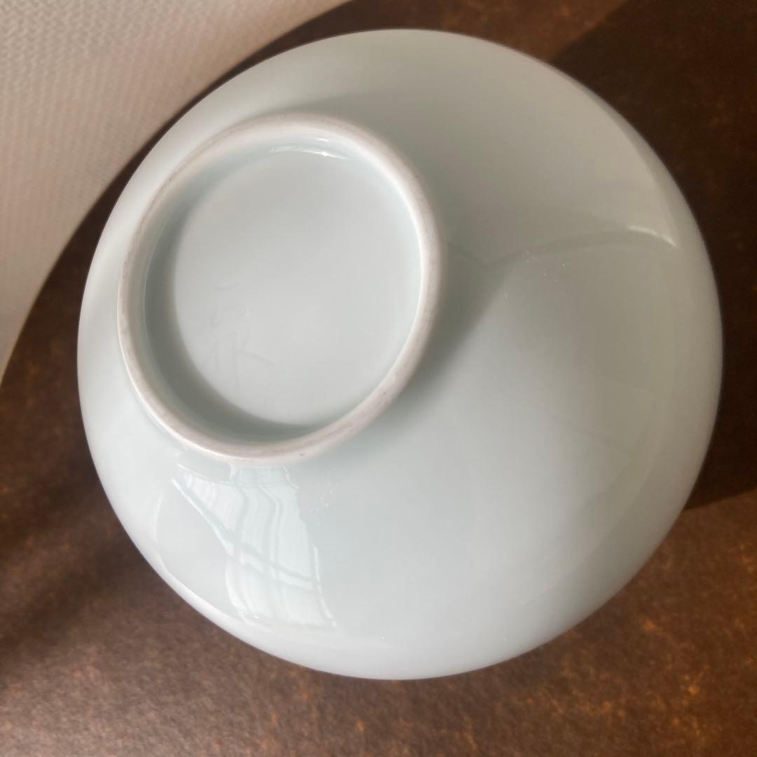 白磁花入　佳秀窯 西山正さんの作品