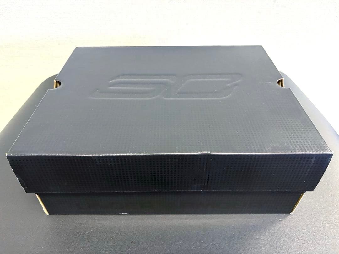 シューズ(男性用) UNDER ARMOUR CURRY 1 \"DARK MATTER\" 28cm