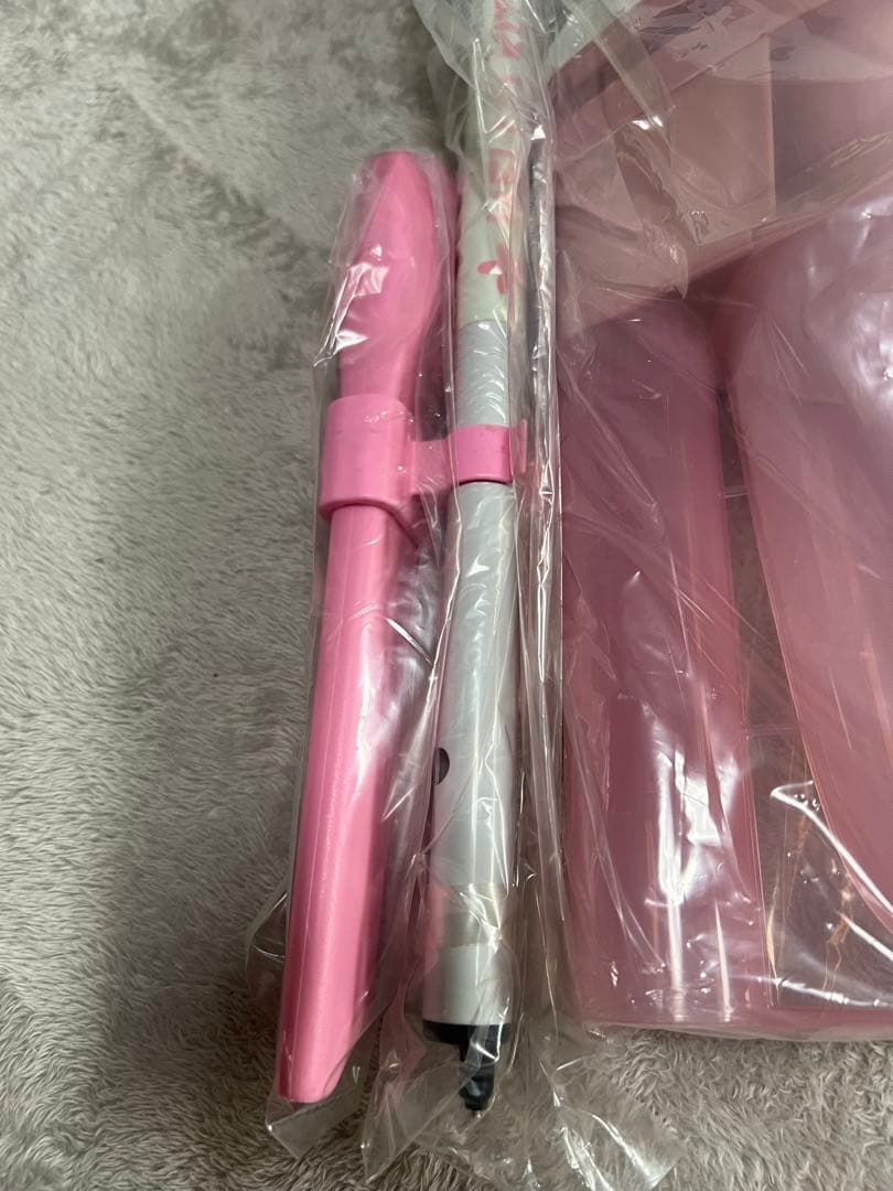 希少レア　ハローキティ スティック型クリーナー TC-4228 未使用品。箱無し