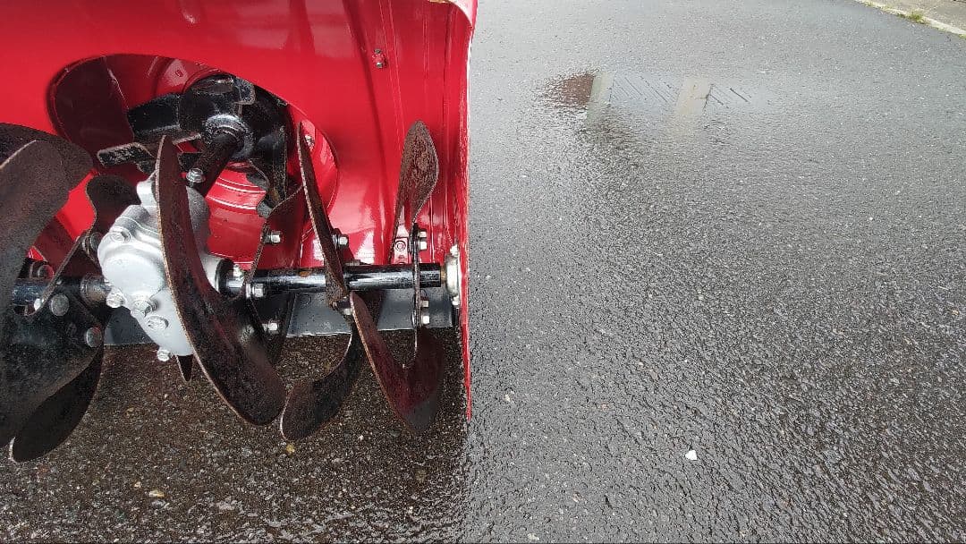 値下げしました。ホンダ　雪丸HS655 北海道からの出品です。