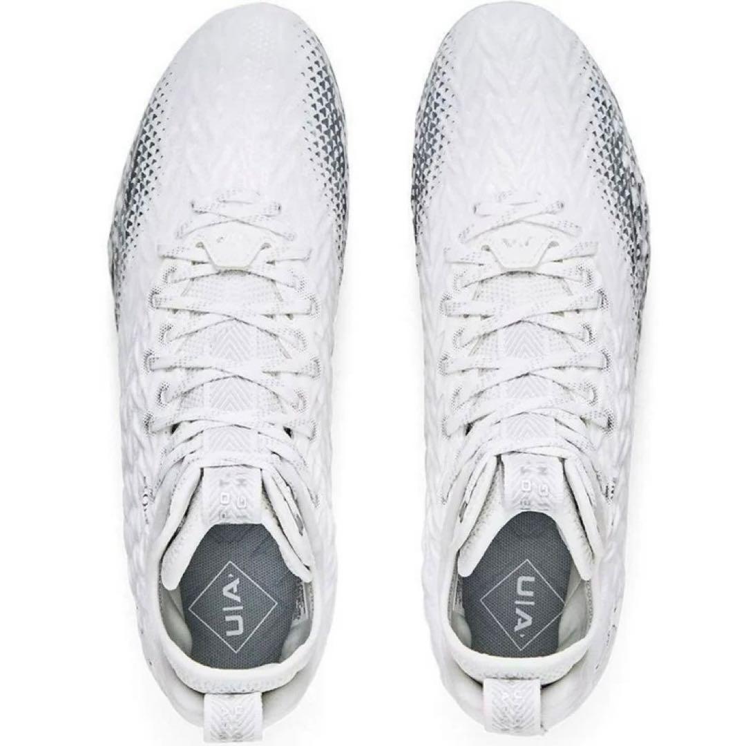 アンダーアーマー 28 スポットライト アメフト スパイク シューズ 白 靴