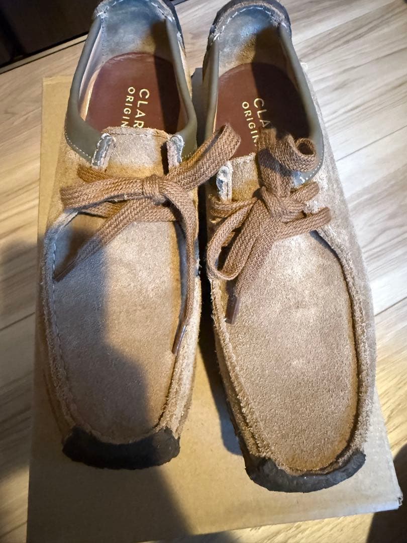 超美品級⭐︎箱付き⭐︎【Clarks】クラークスベージュナタリー スエード モカシン