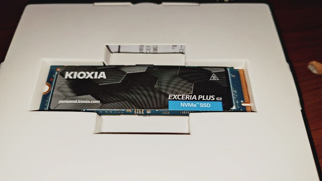 送料無料　KIOXIA EXCERIA PLUS G3 1TB NVMe SSD
