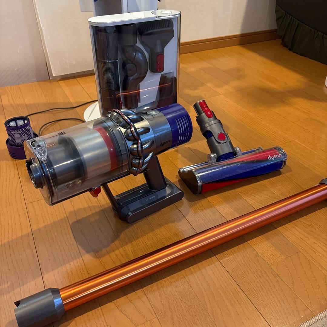 ダイソンV10 SV12 美品！　スタンドセット　NO.2 分解洗浄済み