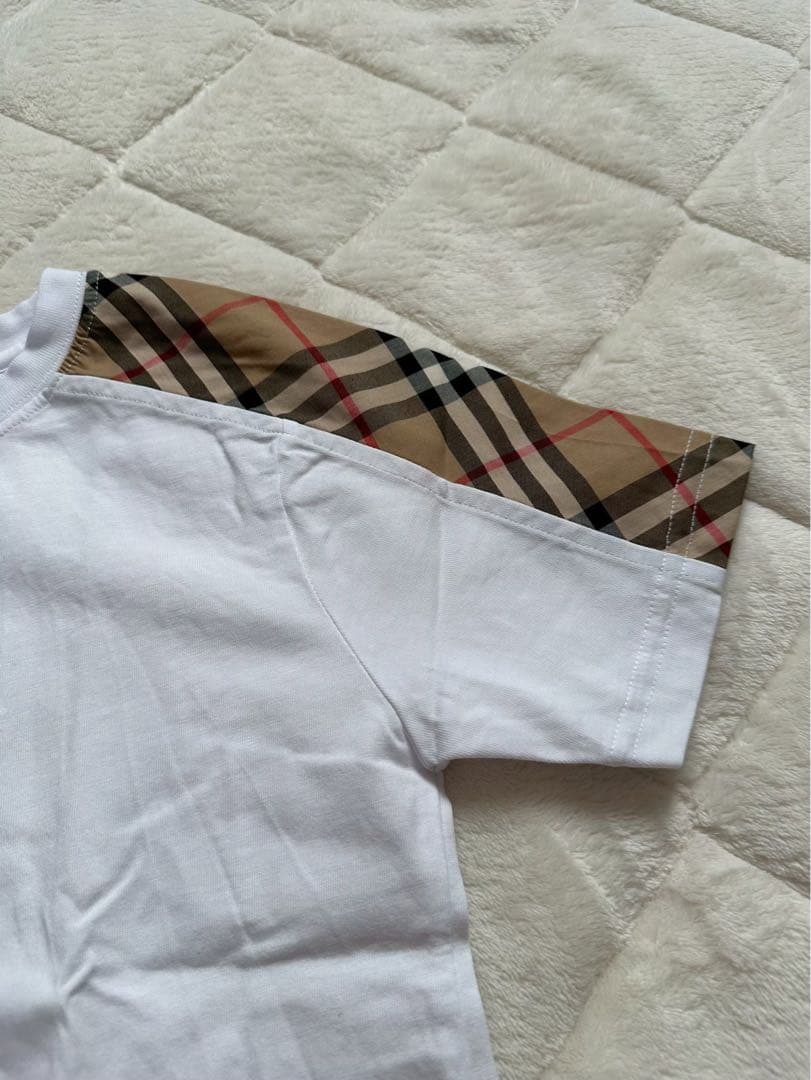 BURBERRY チェック柄袖 Tシャツ 6Y