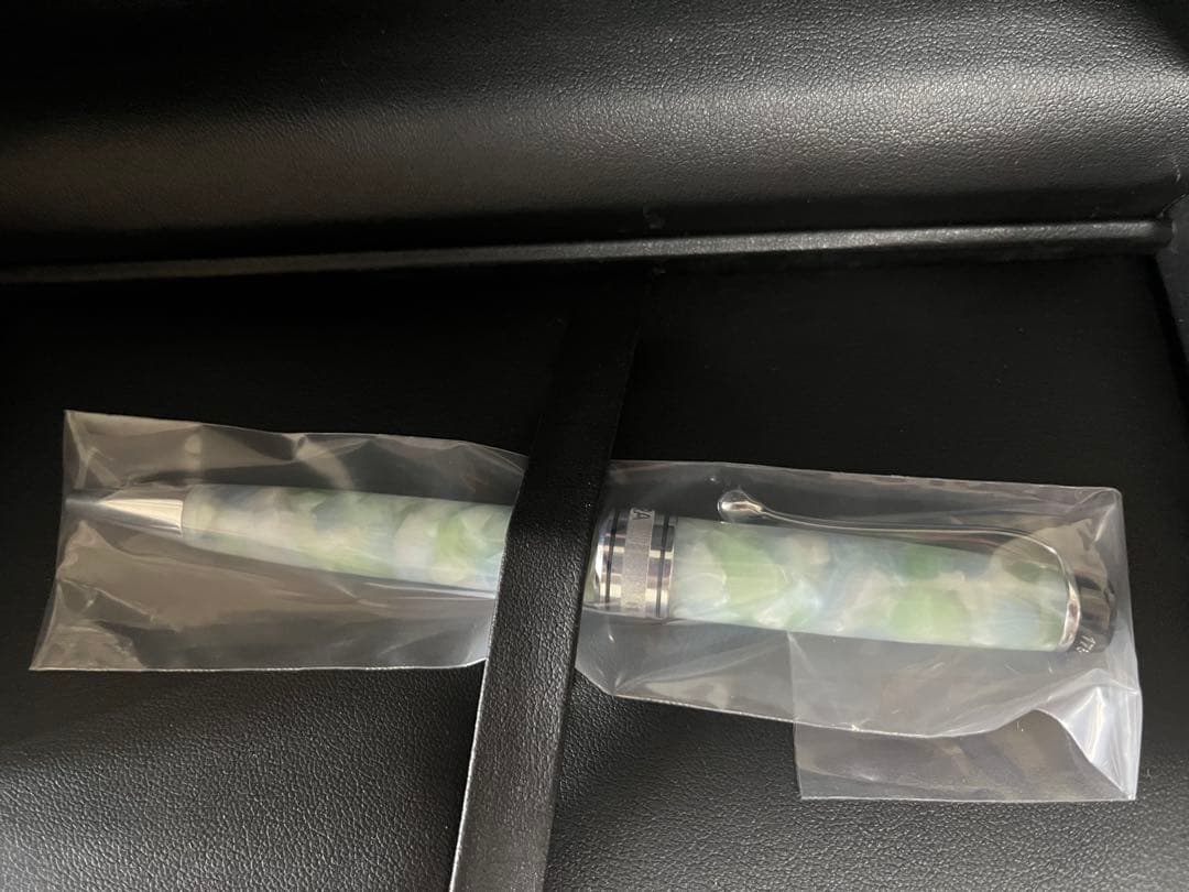 AURORA カレイドスコーピオ　ルーチェヴェルデ　ボールペン