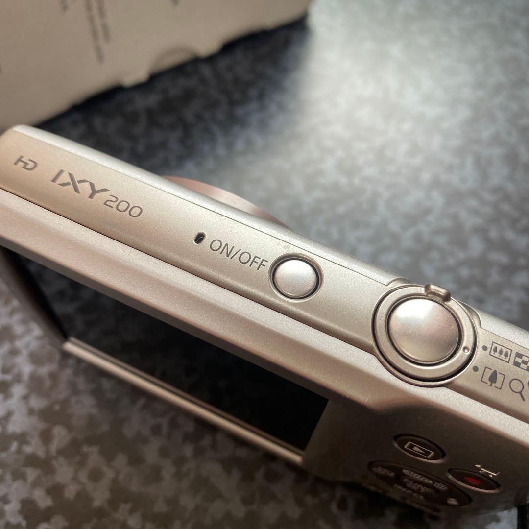 【極美品】Canon IXY 200 シルバー コンパクトデジタルカメラ