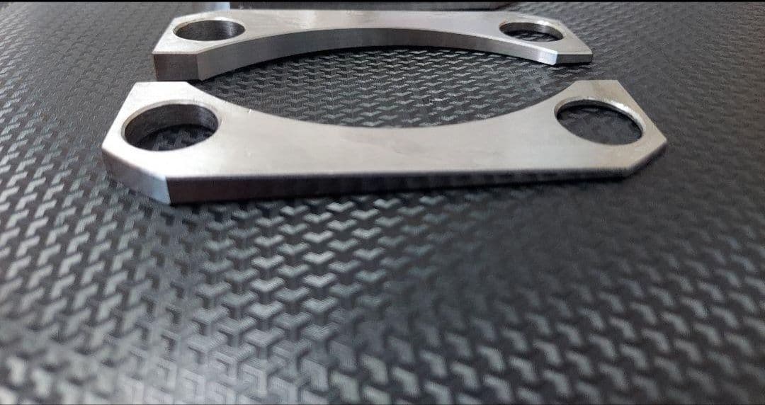 10系 アクア　130系 ヴィッツ リアキャンバープレート 3.0度