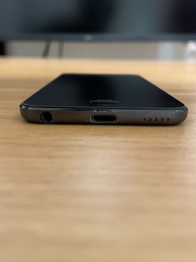 iPod touch 第7世代 32gb A2178 MVHW2J/A