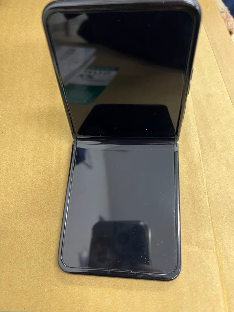 motorola razr 50 256GB 大陸製品　SIMフリー