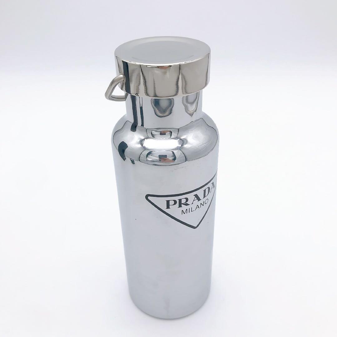PRADA プラダ　ステンレスボトル　水筒　シルバー　三角　ロゴ　ボトル