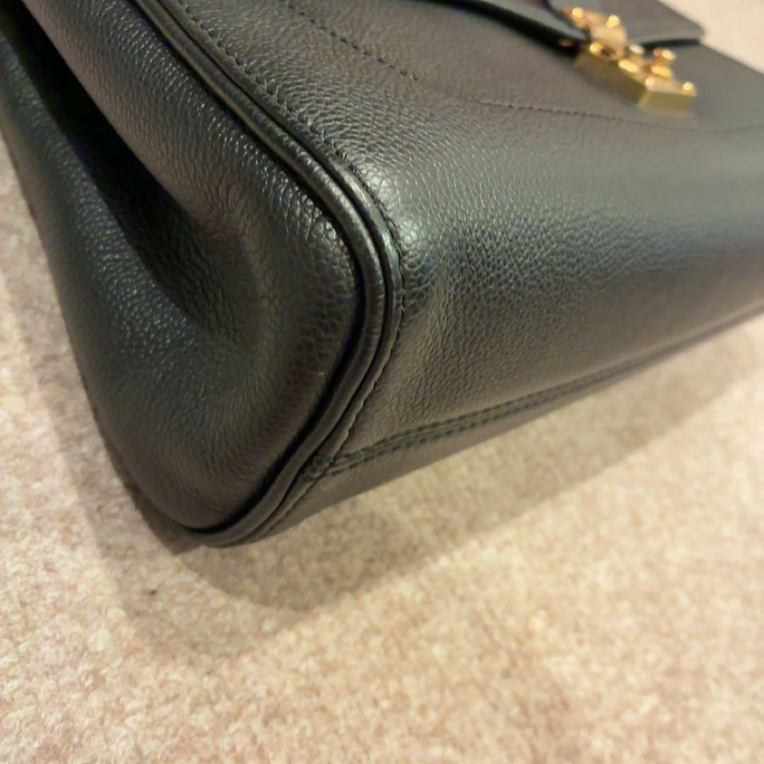 ルイヴィトン　 モノグラム バック　黒 マトラッセタイプ チェーンバッグ