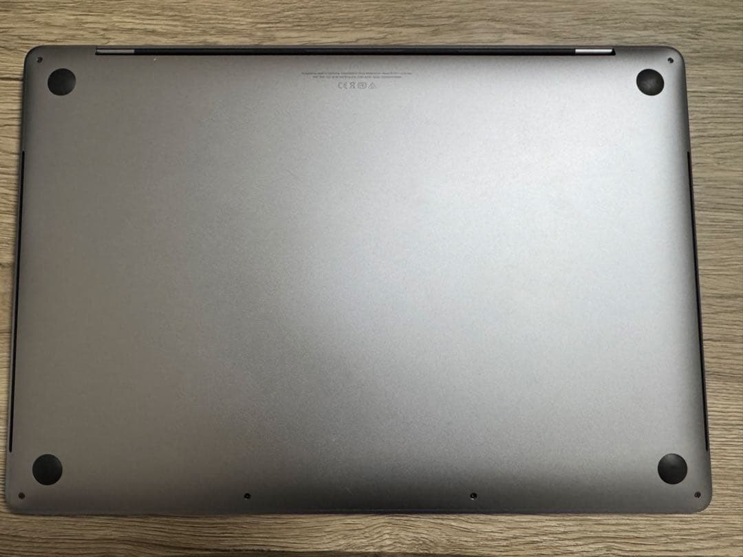 MacBook Pro 2019 16インチ i7/16GB/512GB