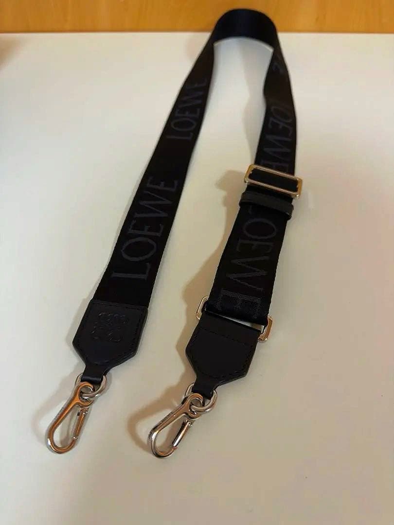 期間限定値下げ LOEWE カメラ クロスボディバッグ ミニ ブラック付属品完備