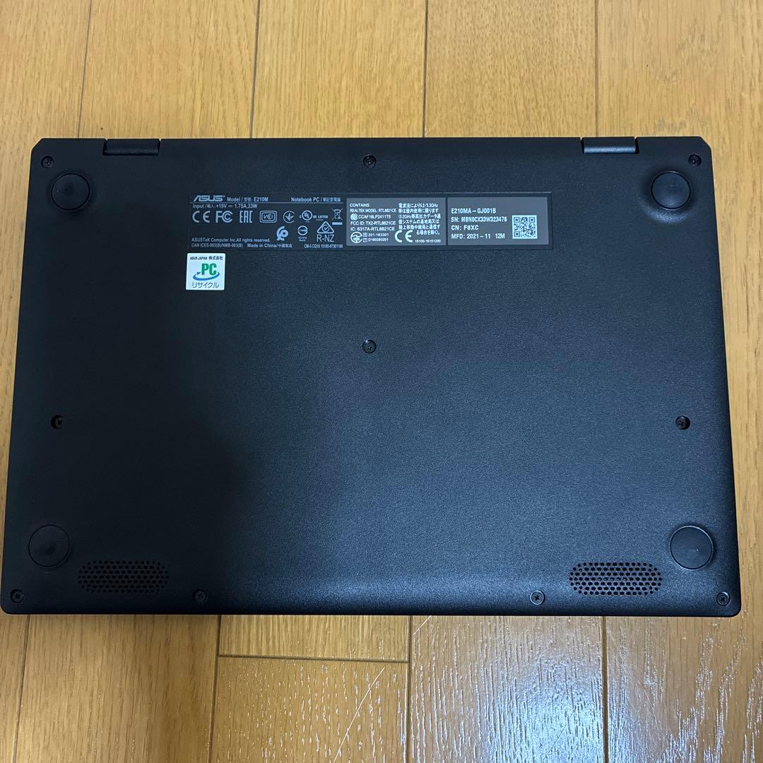 Windowsノート本体 ASUS E210M