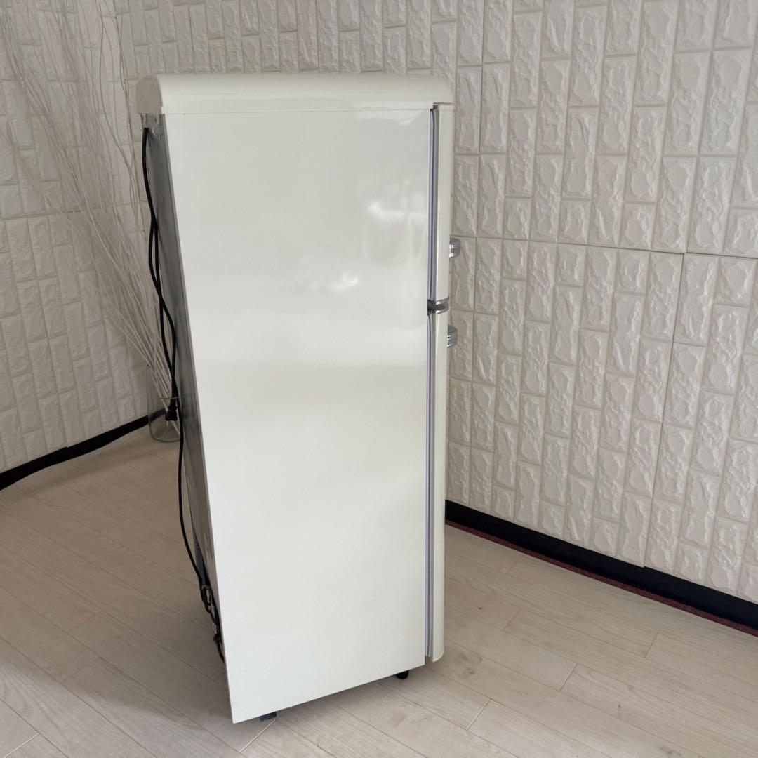 都内23区配送無料✨冷蔵庫　アイリスオーヤマ レトロ　PRR-122D-W