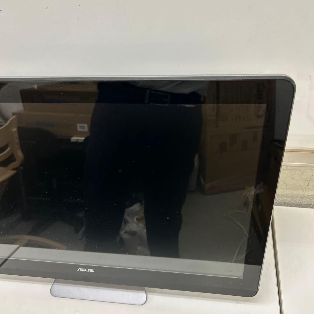 ASUS ZN241IC Core i7-7500U 8GB 一体型PC