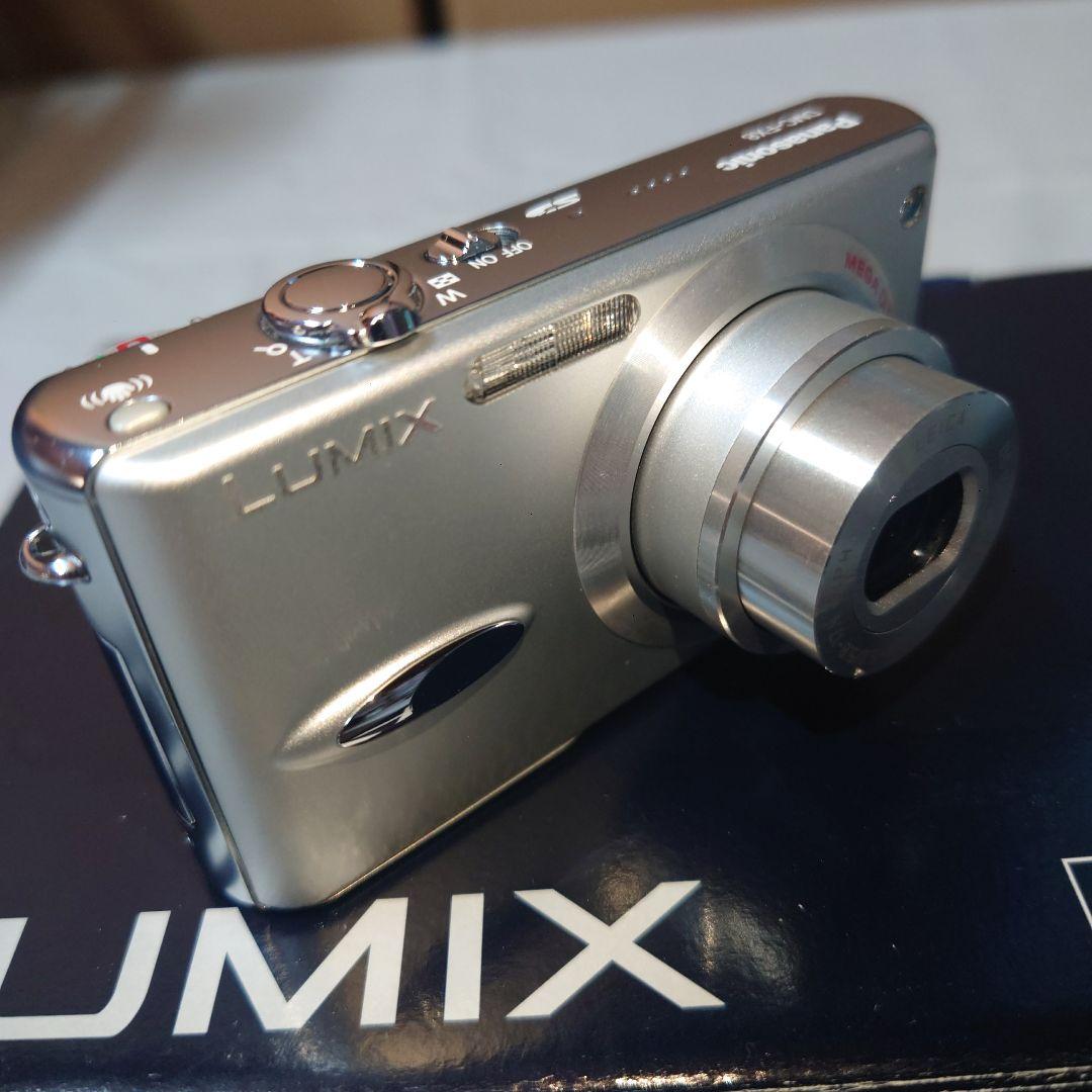 LUMIX DMX-FX8-Sシルバー デジタルカメラ