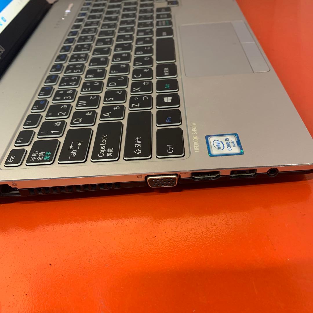 富士通 爆速SSDノートパソコン Windows 11 Core i5