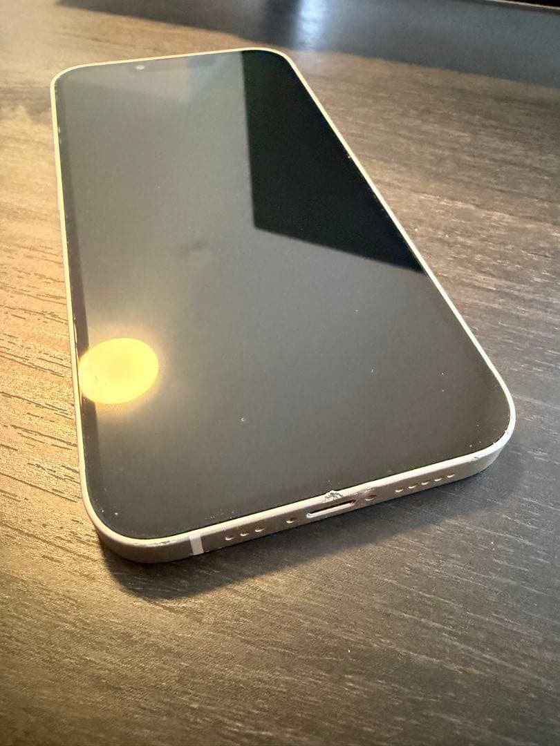 Apple iPhone 13 ホワイト 本体 SIMフリー