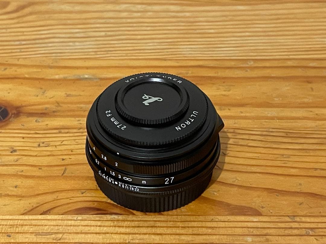 【美品】フォクトレンダーULTRON 27mm F2 （Xマウント）