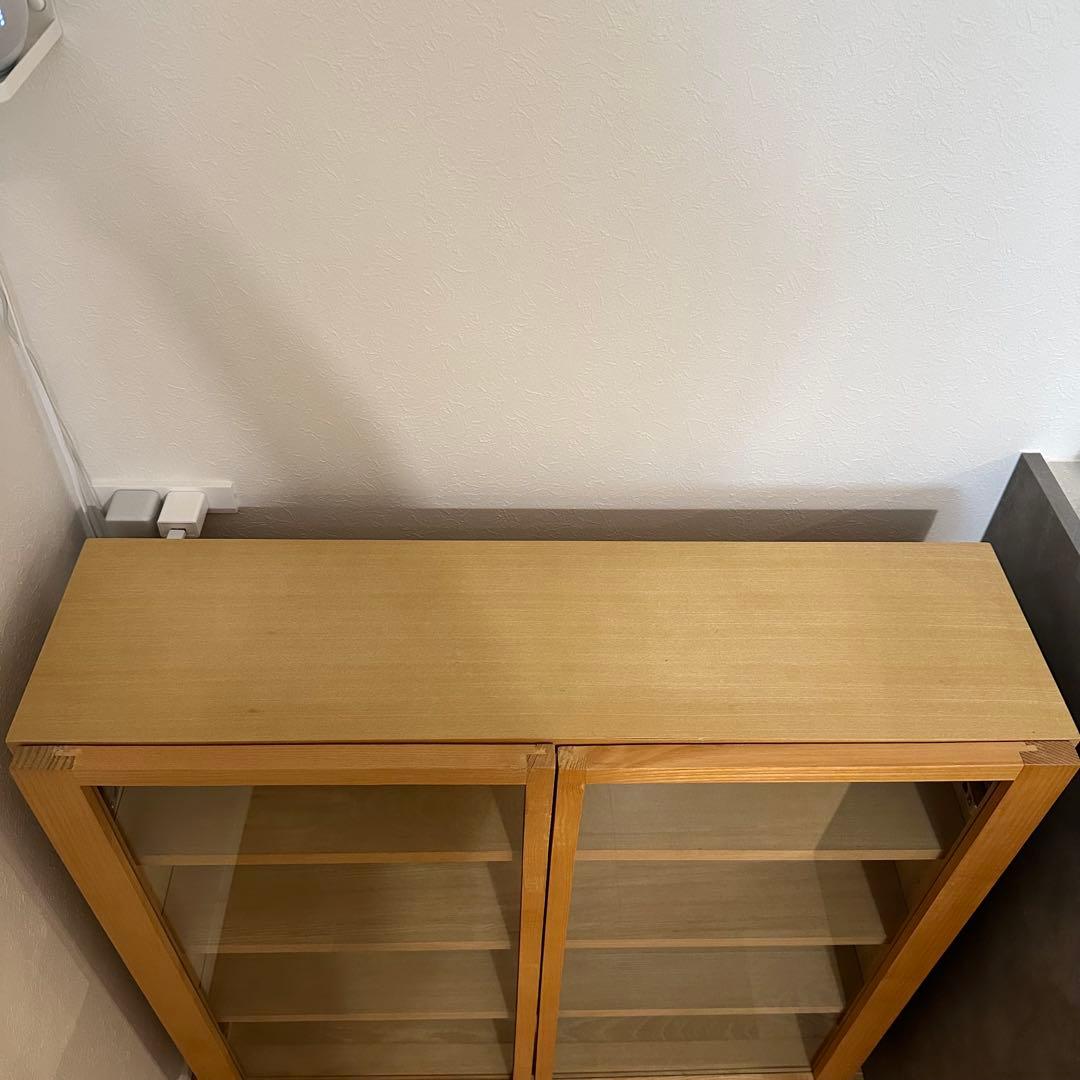 無印良品　オーク材　ガラス扉木製キャビネット　②